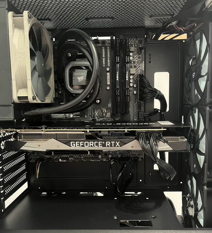 Käytetty AMD Ryzen 7 3700X Nvidia RTX 2080 Ti Pelitietokone